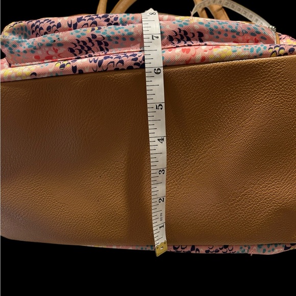 A very pretty pink and blue purse with bling and tassels - Picture 13 of 14